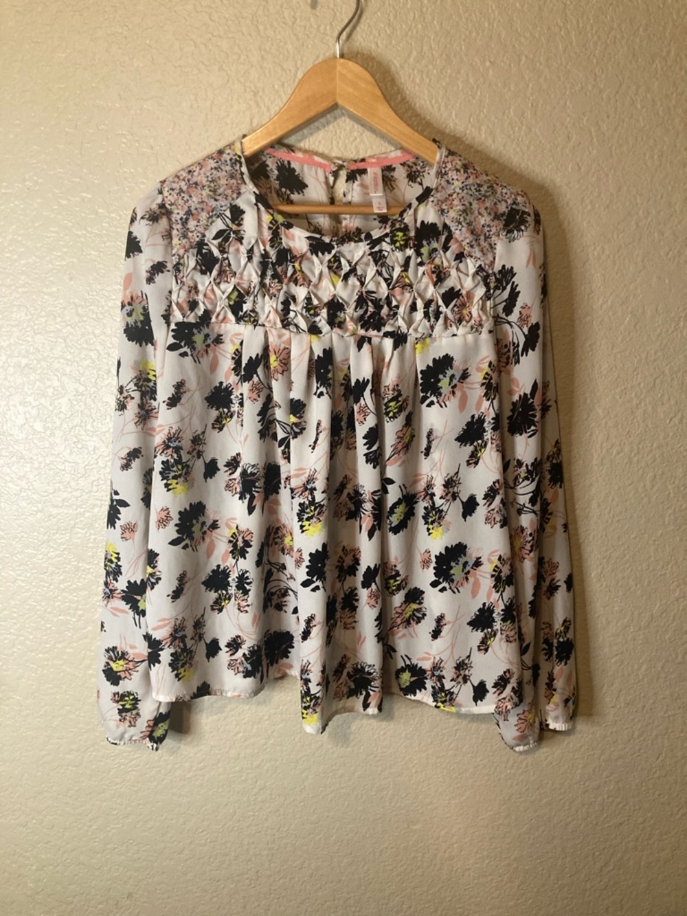 Xhilaration Bohemian Peasant Blouse Floral Flowy Long Sleeve Printed Size Small